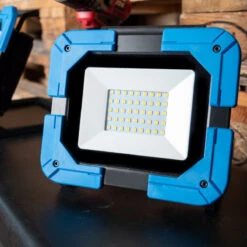 Projecteur De Chantier LED Extra Plat 30W IP65 NALTO -Outil Atelier Magasin product 138