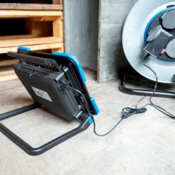 Projecteur De Chantier LED Batterie Rechargeable Extra Plat 30W IP54 NALTO -Outil Atelier Magasin product 246