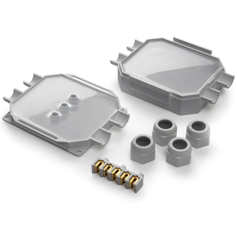 Boites De Jonctions/dérivation étanches 4 Entrées/ Sortie IP68 1 Boites De Jonctions/dérivation étanches 4 Entrées/ Sortie IP68