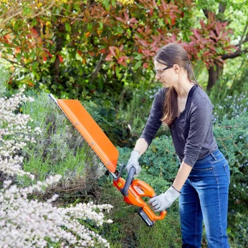 Taille Haie Sans Fil 550mm 18V Li-ion KORMAN (sans Batterie) -Outil Atelier Magasin product 670